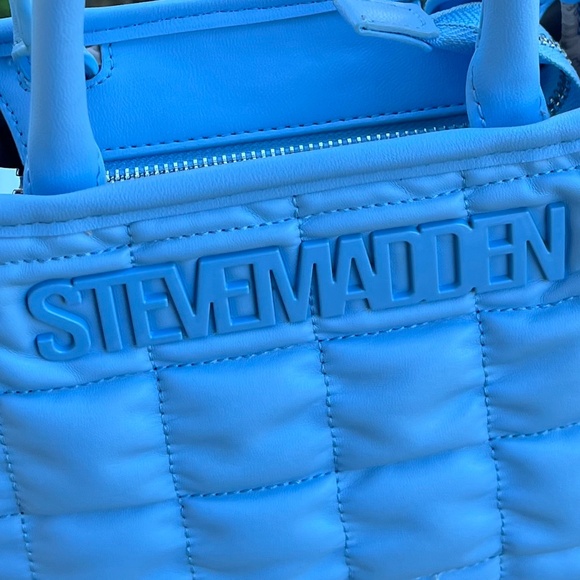 Steve Madden Handbags - Adorable Light Blue Steve Madden Purse with 3 Different Strap Options